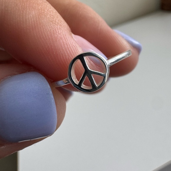Sterling Silver 925 Peace Sign Ring - Picture 9 of 9